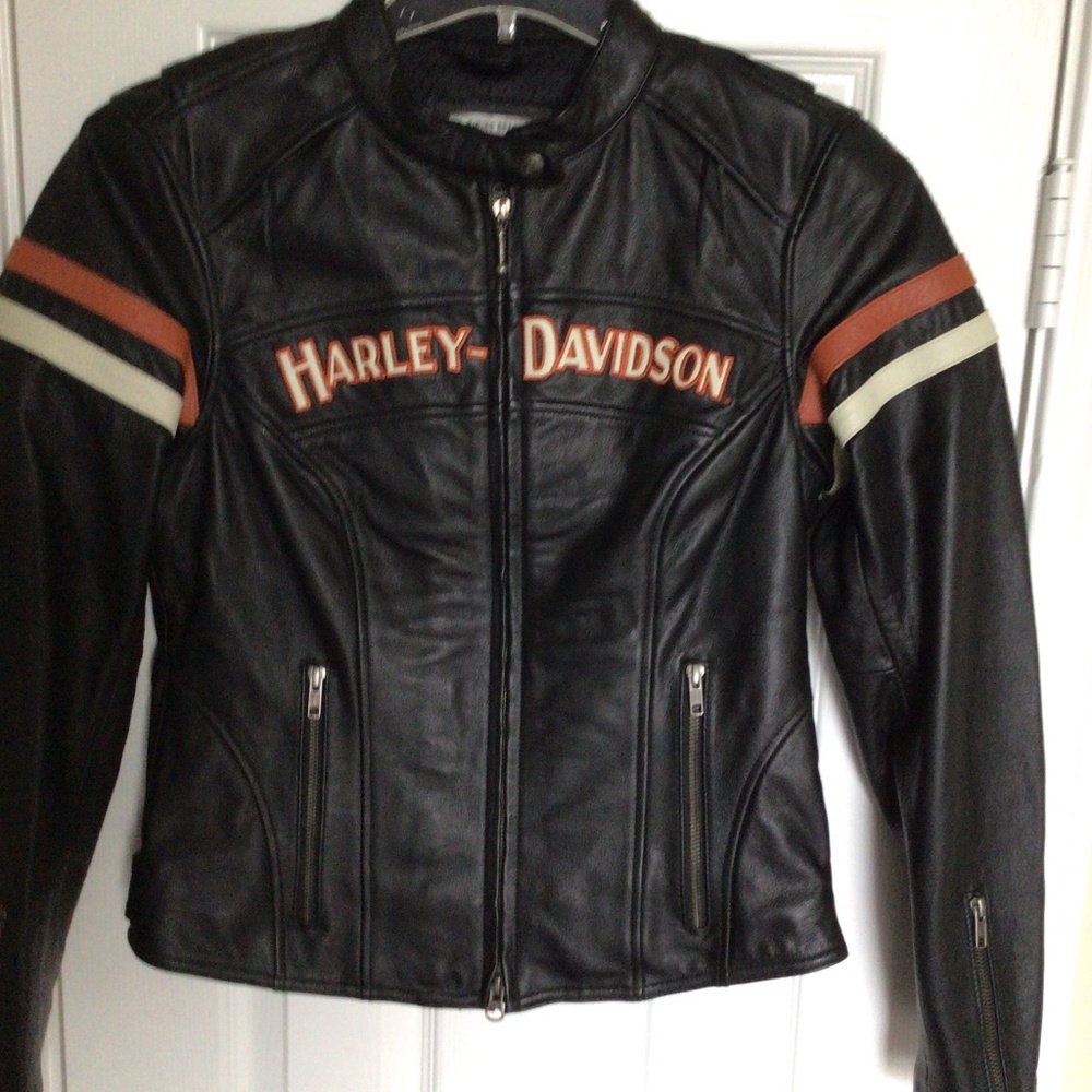 Women’s leather Harley-Davidson jacket
